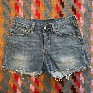 Levi’s 501 Cut Off Denim Shorts size 26